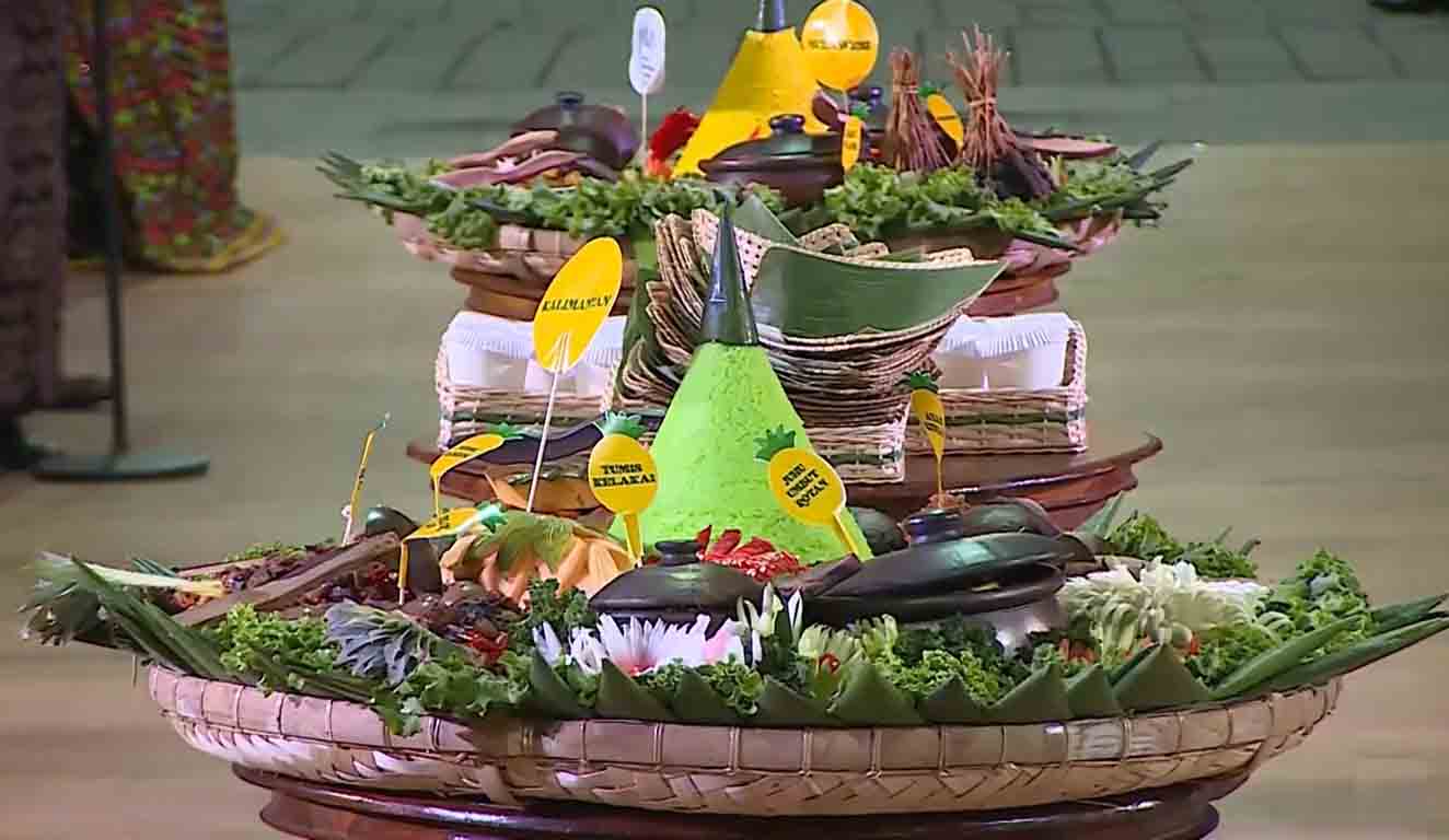 tumpeng%20kalimantan